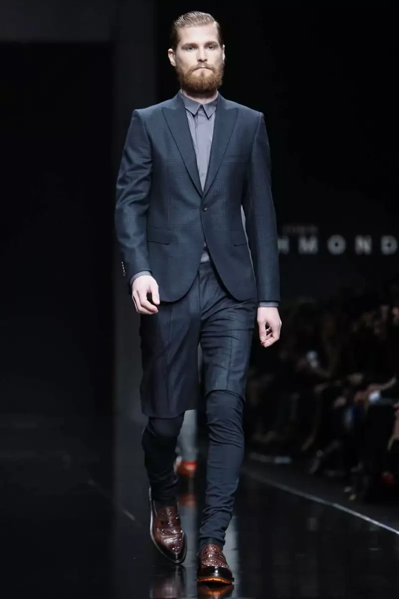 John Richmond Menswear Fall Winter 2015 ໃນ Milan