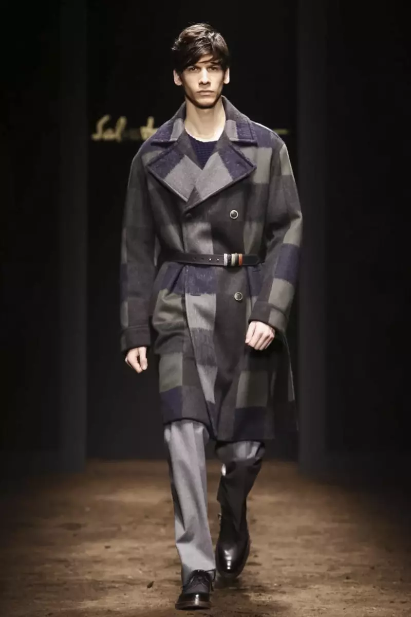 Casgliad Fall Gaeaf 2015 Slavatore Ferragamo Menswear ym Milan