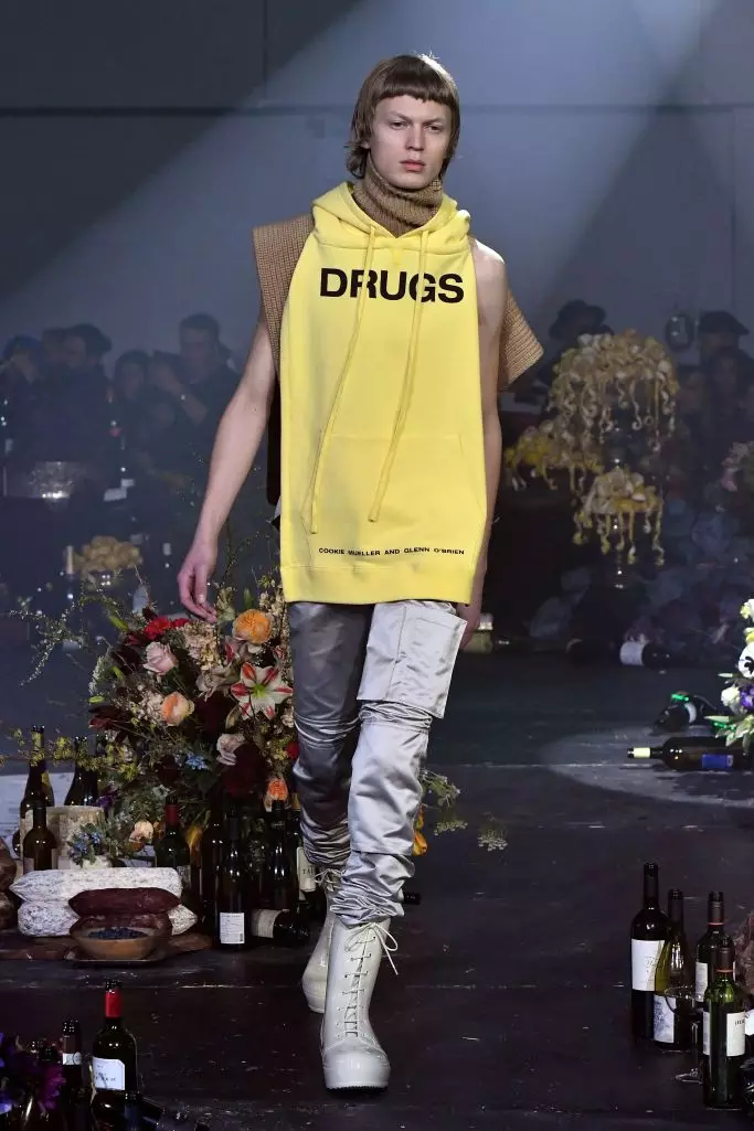 ລະດູໃບໄມ້ຫຼົ່ນຂອງຜູ້ຊາຍ Raf Simons 2018