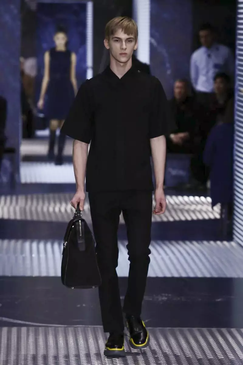 Prada Menswear Fall Winter 2015 Collection ในมิลาน