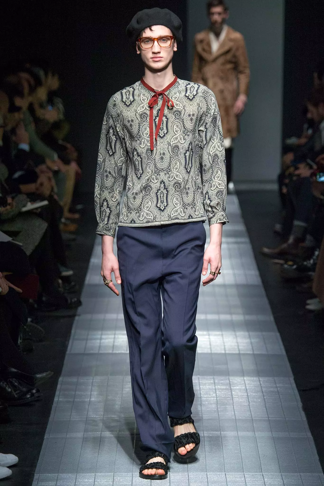 Gucci Mens Fall: ژمی 2015 28