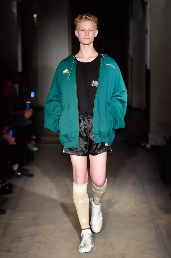 Gosha Rubchinskiy 남성 봄 2018