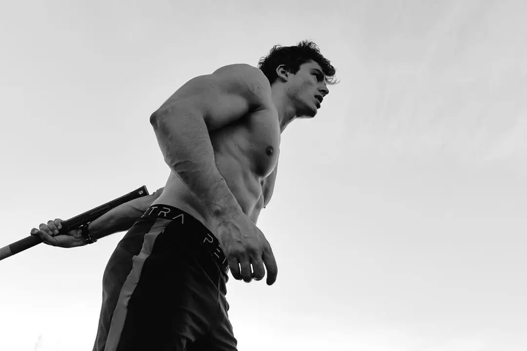 Ollie Ali tarafından Harpers Bazaar Italia için Pietro Boselli