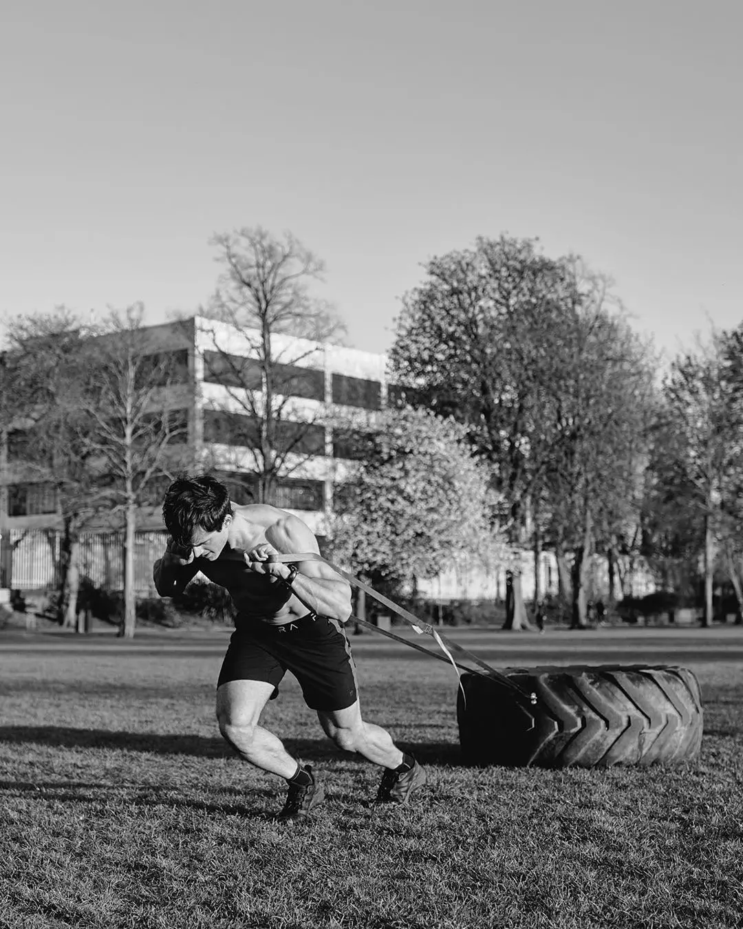 Pietro Boselli de Ollie Ali pentru Harpers Bazaar Italia