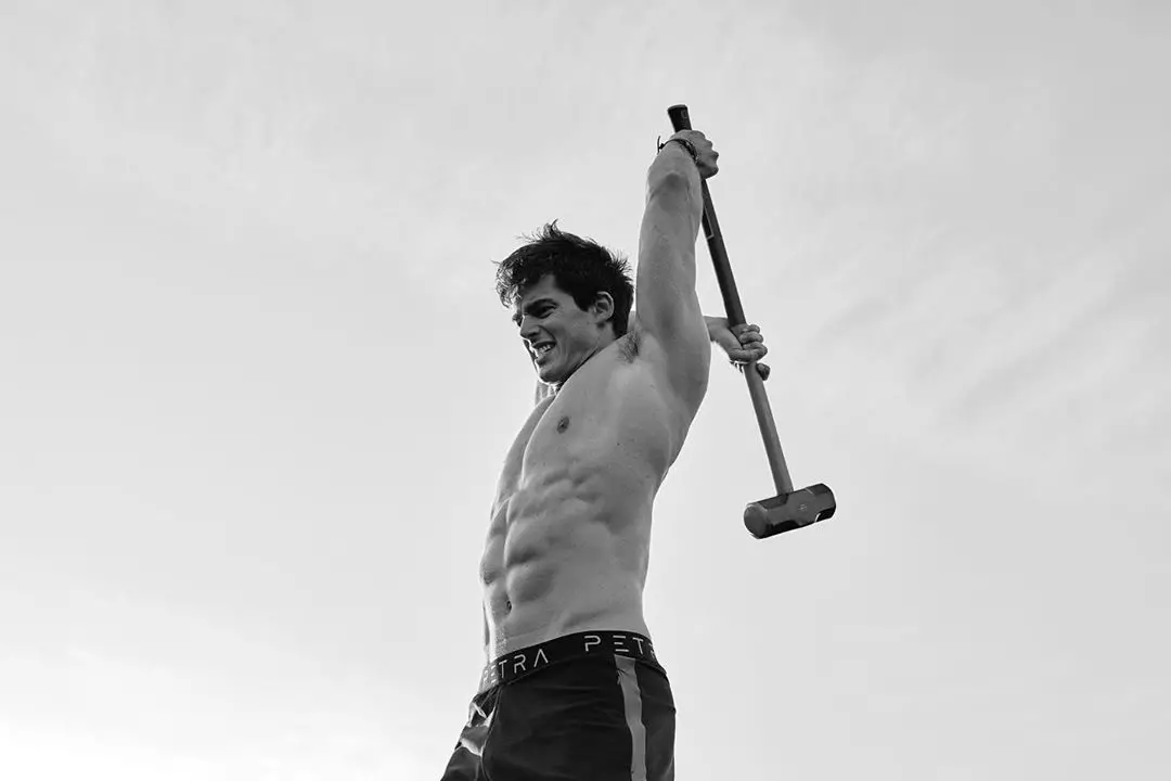 Pietro Boselli di Ollie Ali per Harpers Bazaar Italia