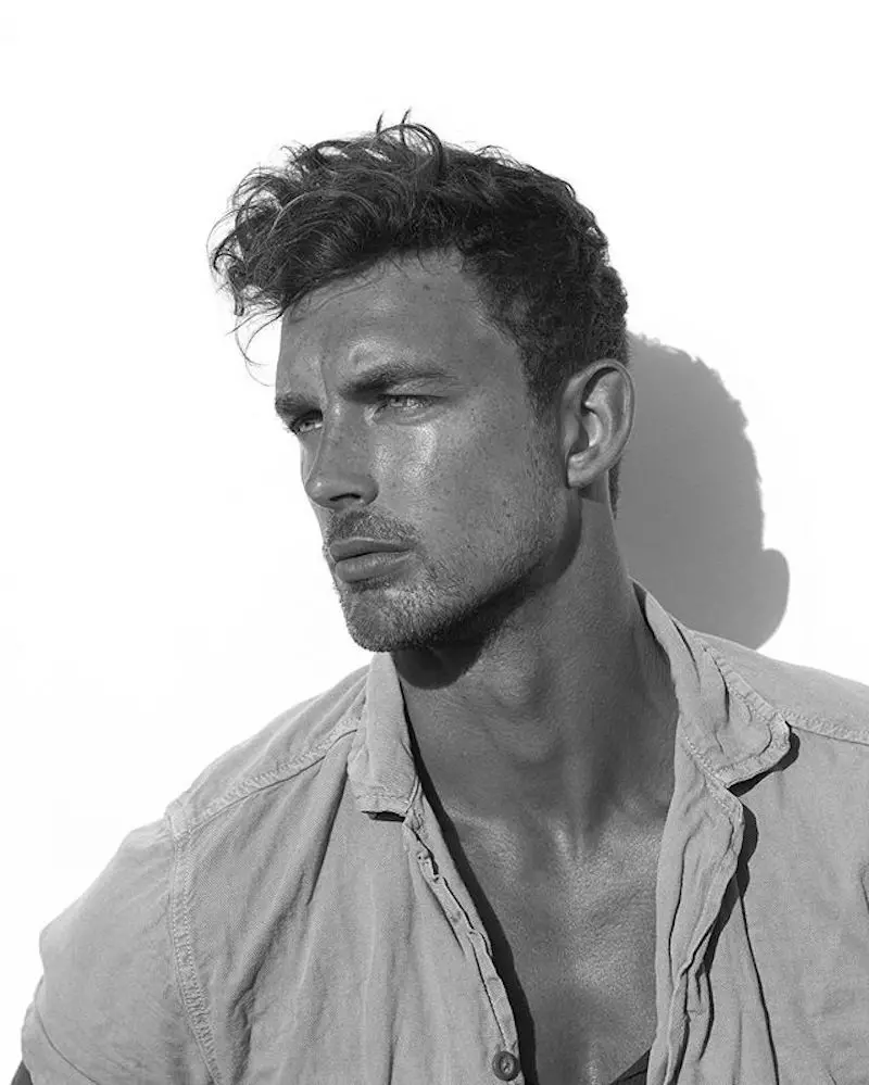 Christian Hogue oleh Victor Ozuna