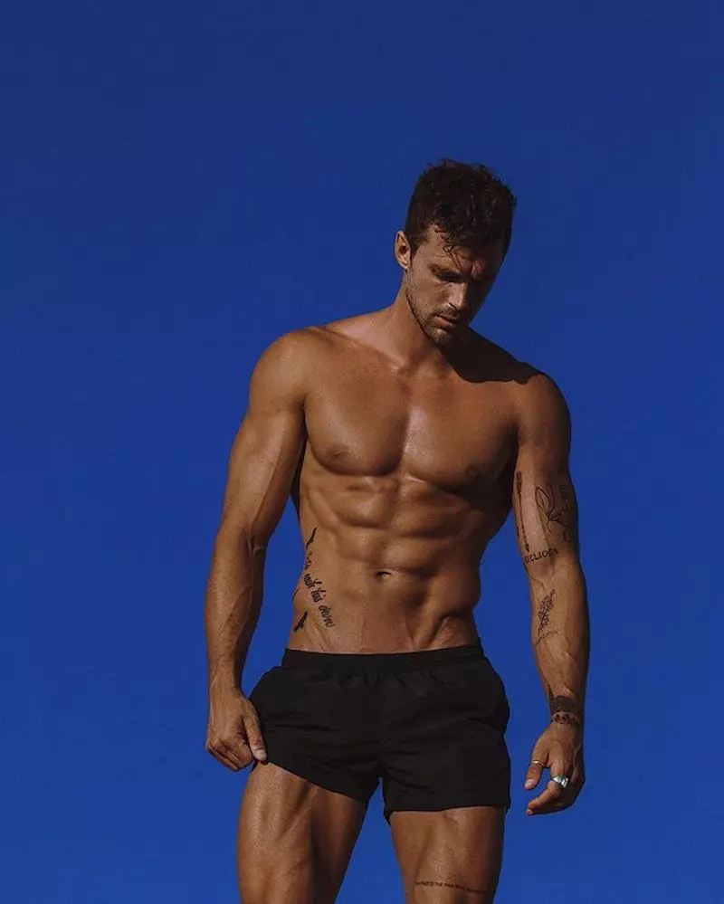 Christian Hogue od Victora Ozune