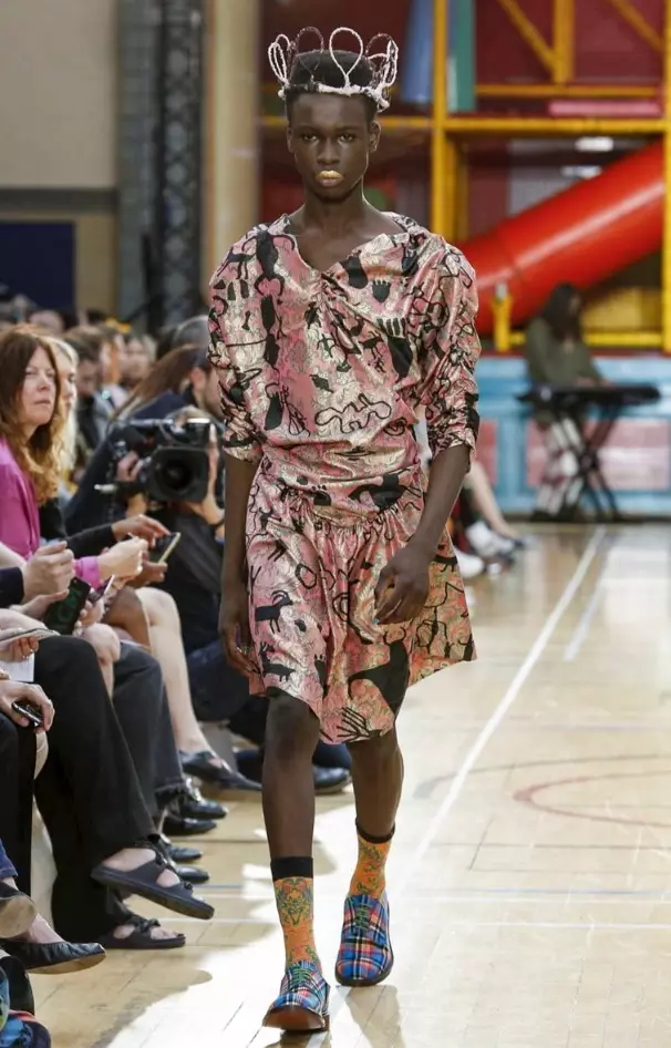 VIVIENNE WESTWOOD HOMBRE Y MUJER PRIMAVERA VERANO 2018 LONDRES8