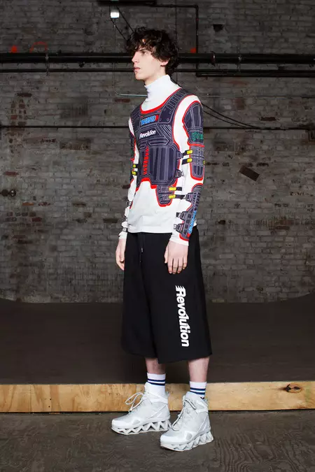 마크비MarcJacobs_003_1366.450x675