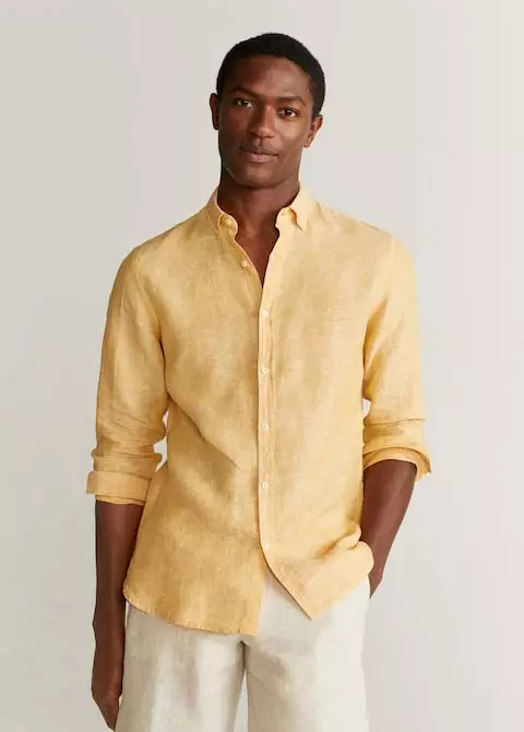 Hamid Onifade voor MANGO Man Lino Redactioneel