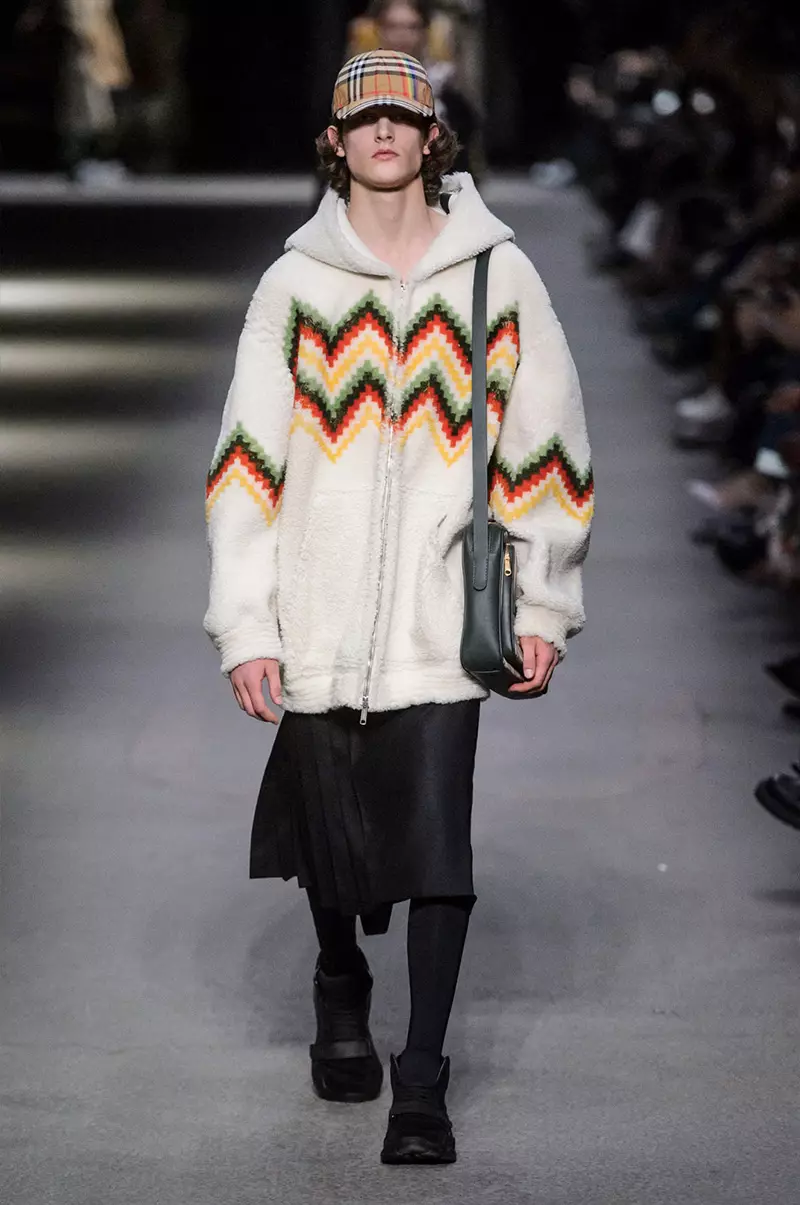 BURBERRY IRĠIEL FALL-XIVWA 2018 LONDRA14