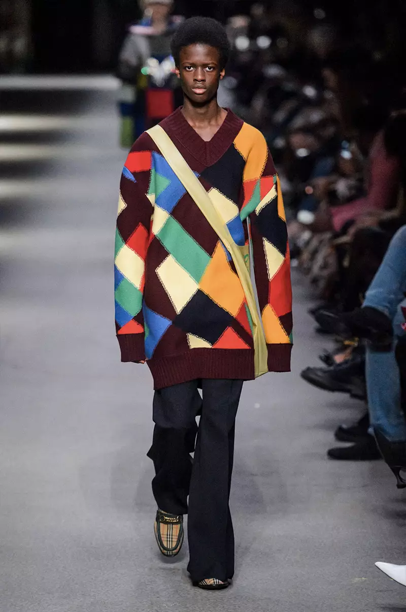 BURBERRY MEN AŬTUNO VINTRO 2018 LONDON19