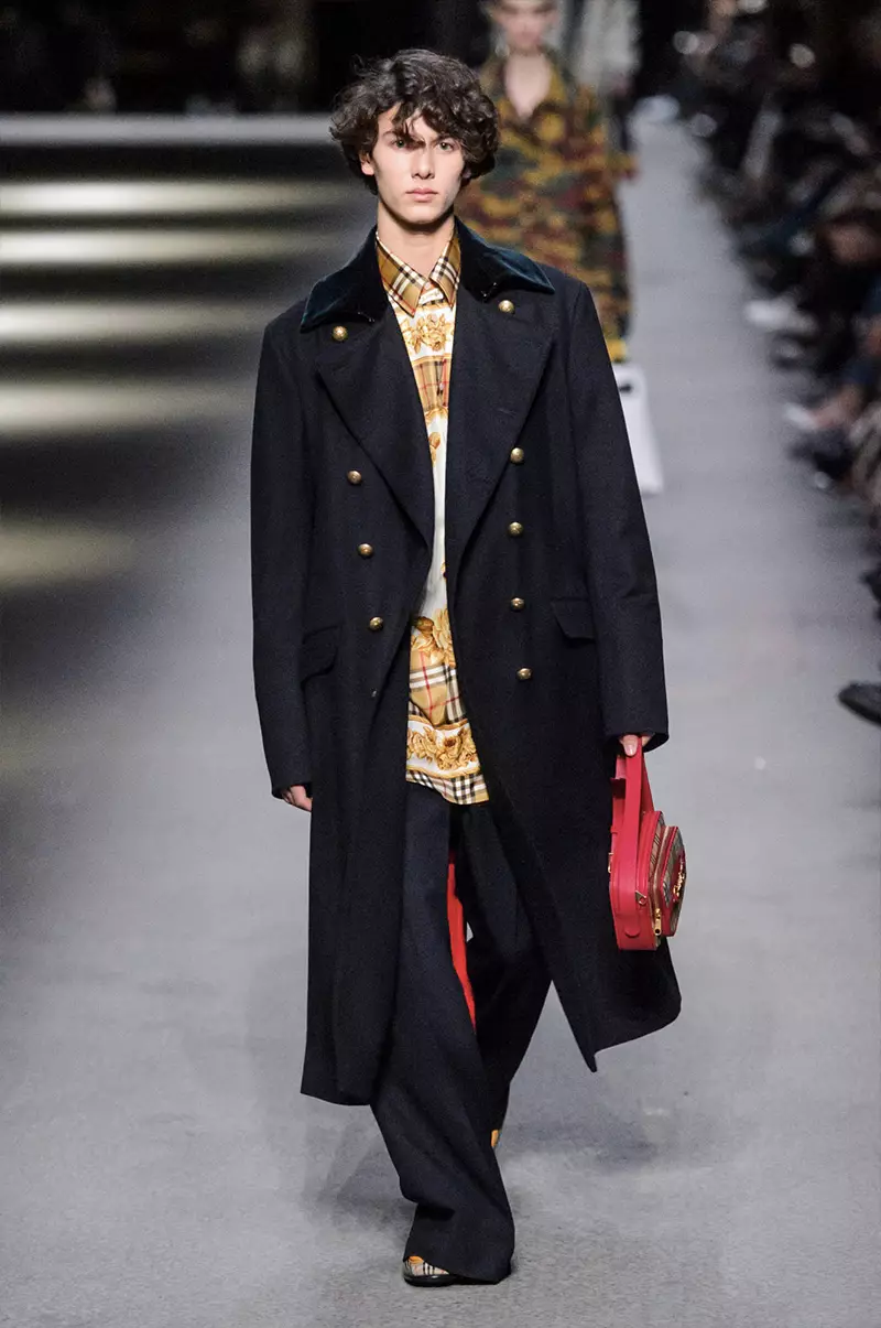 BURBERRY MEN VJESHTË DIMËR 2018 LONDËR20