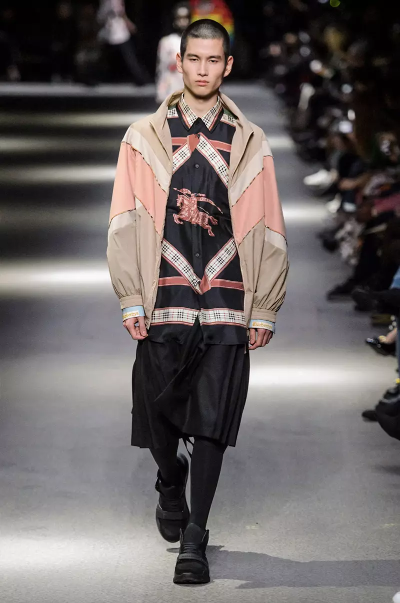 BURBERRY MEN AŬTUNO VINTRO 2018 LONDON28