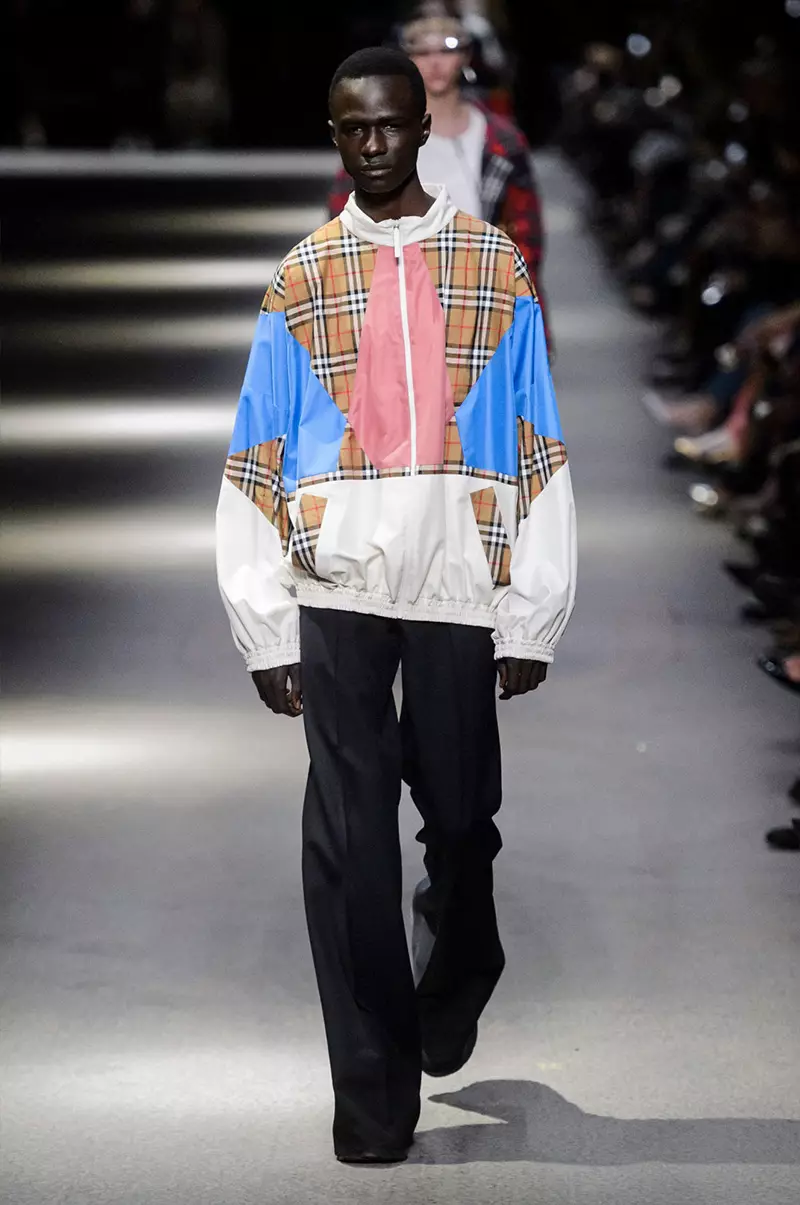 BURBERRY MEN VJESHTË DIMËR 2018 LONDËR3