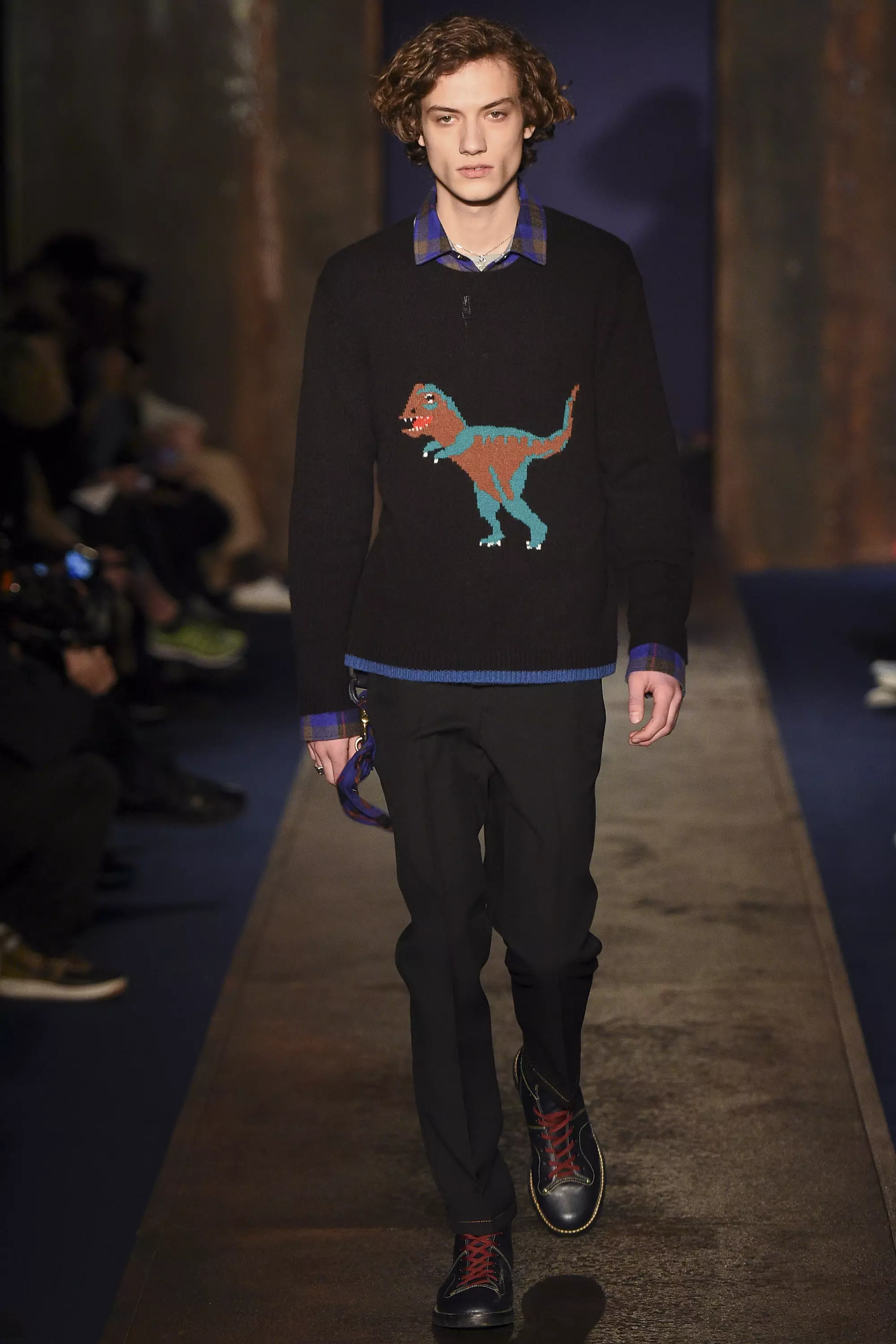 Olukọni 1941 FW 2016 LONDON (10)