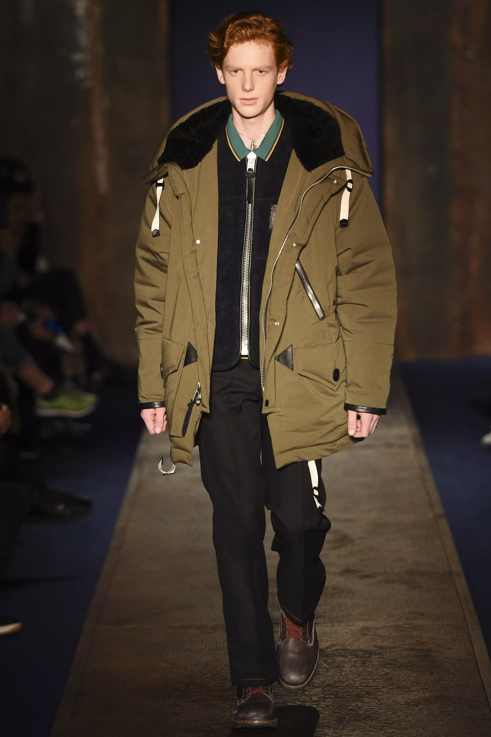 โค้ช 1941 FW 2016 ลอนดอน (26)