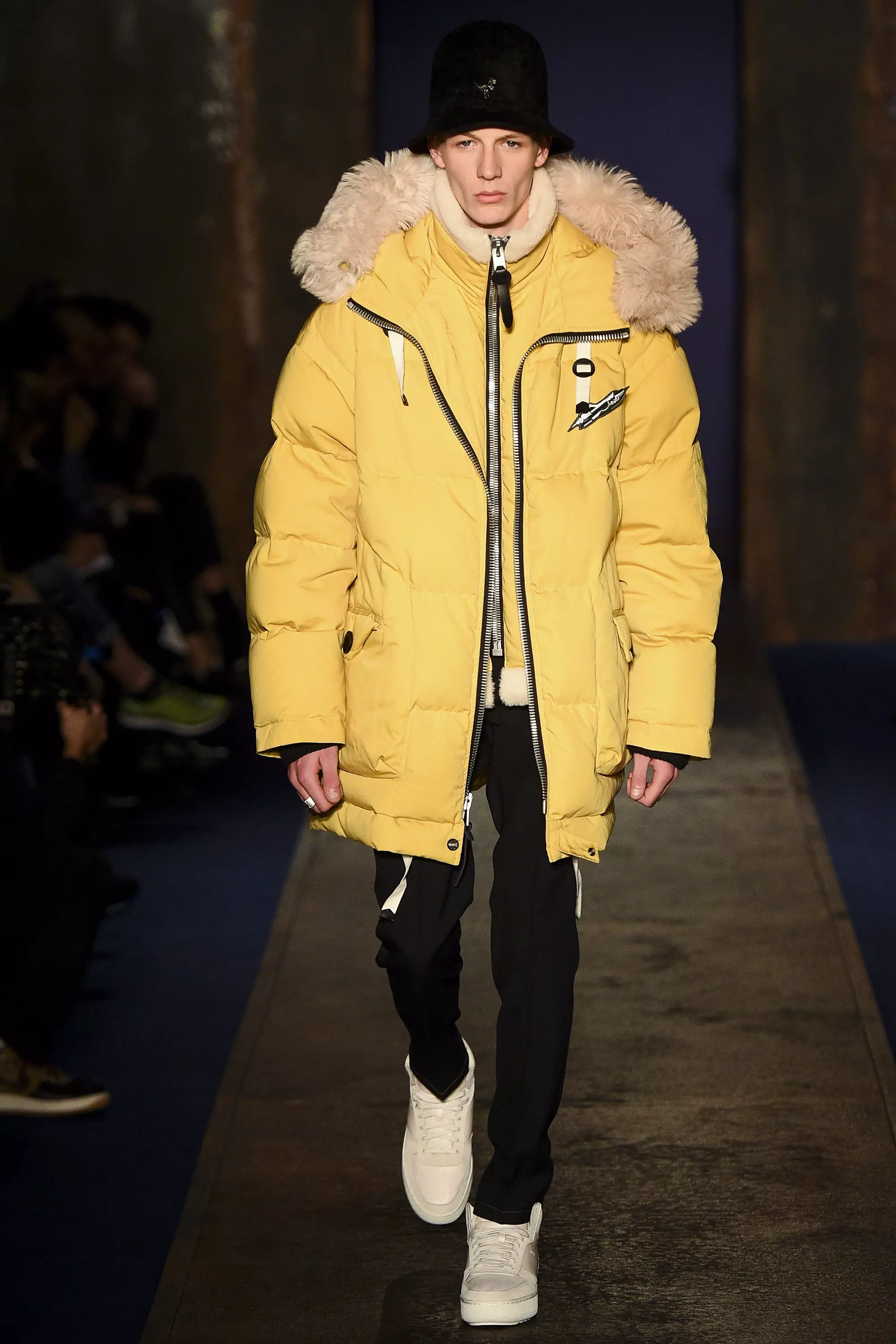 Тренер 1941 FW 2016 LONDON (30)