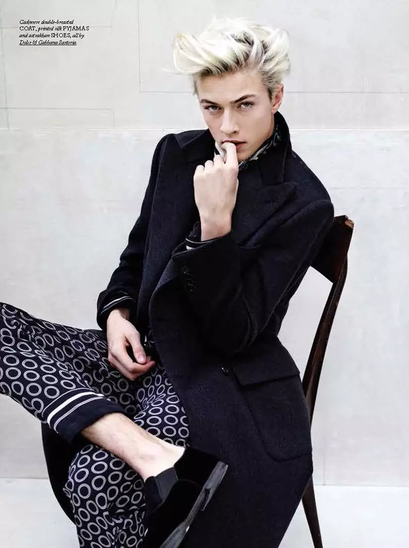 Hercules Universal S/S 2015 qauv sensation Lucky Blue Smith los ntawm Giampaolo Sgura Fashion editor: Miguel Arnau, Plaub hau: Andrew Guida thiab pleev: Jessica Nezda.