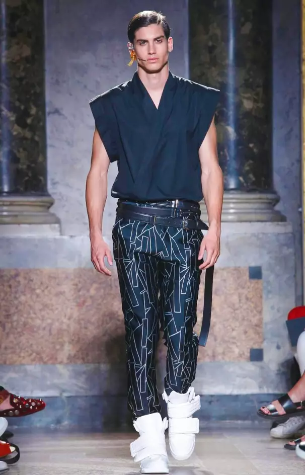 LES HOMMES BAJU LELAKI SPRING SUMMER 2018 MILAN9