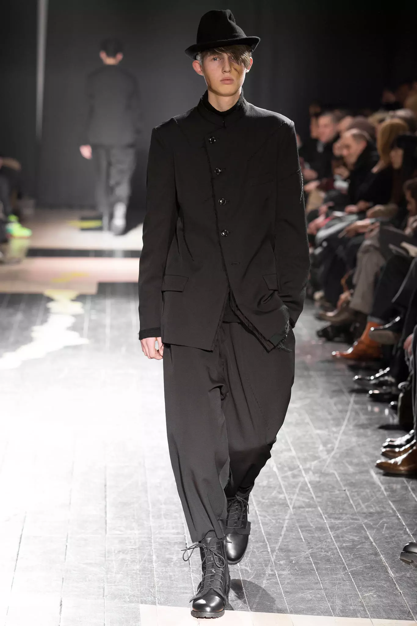 Yohji Yamamoto_MON0184 |