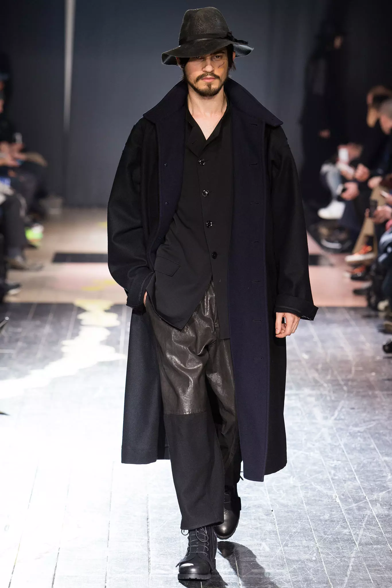 Yohji Yamamoto_MON0498 |