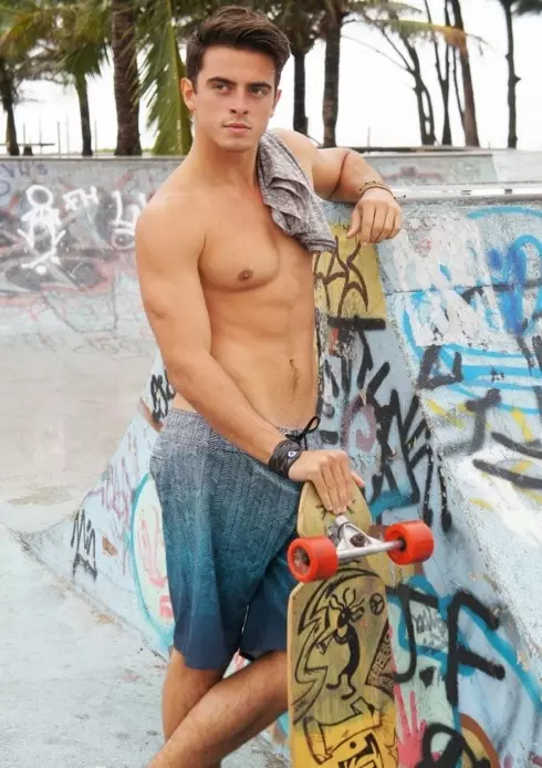 Знаёмцеся, Густава Ёган: Skater Boy 52568_3