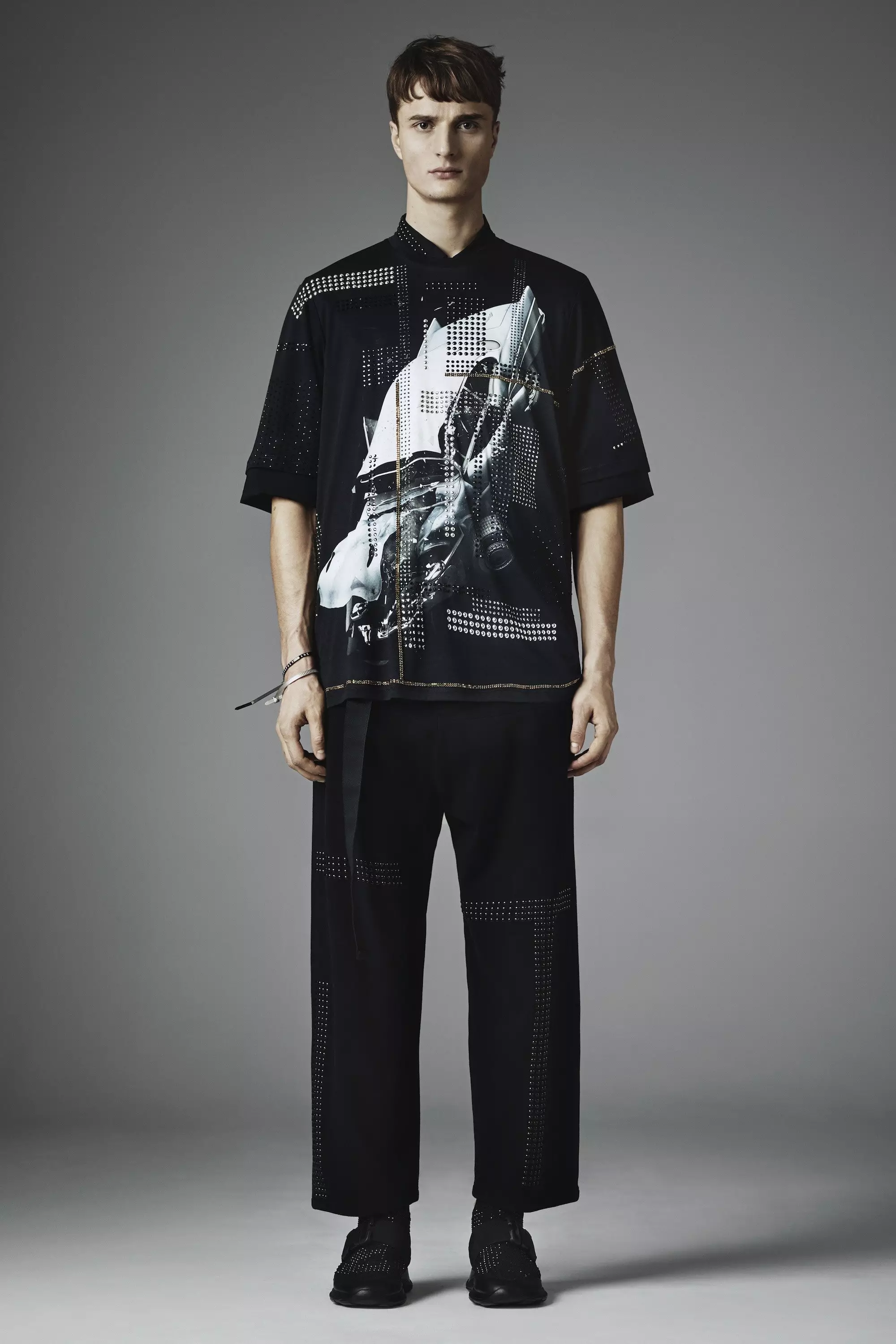 christopher-kane-otoño-2016-menswear-30