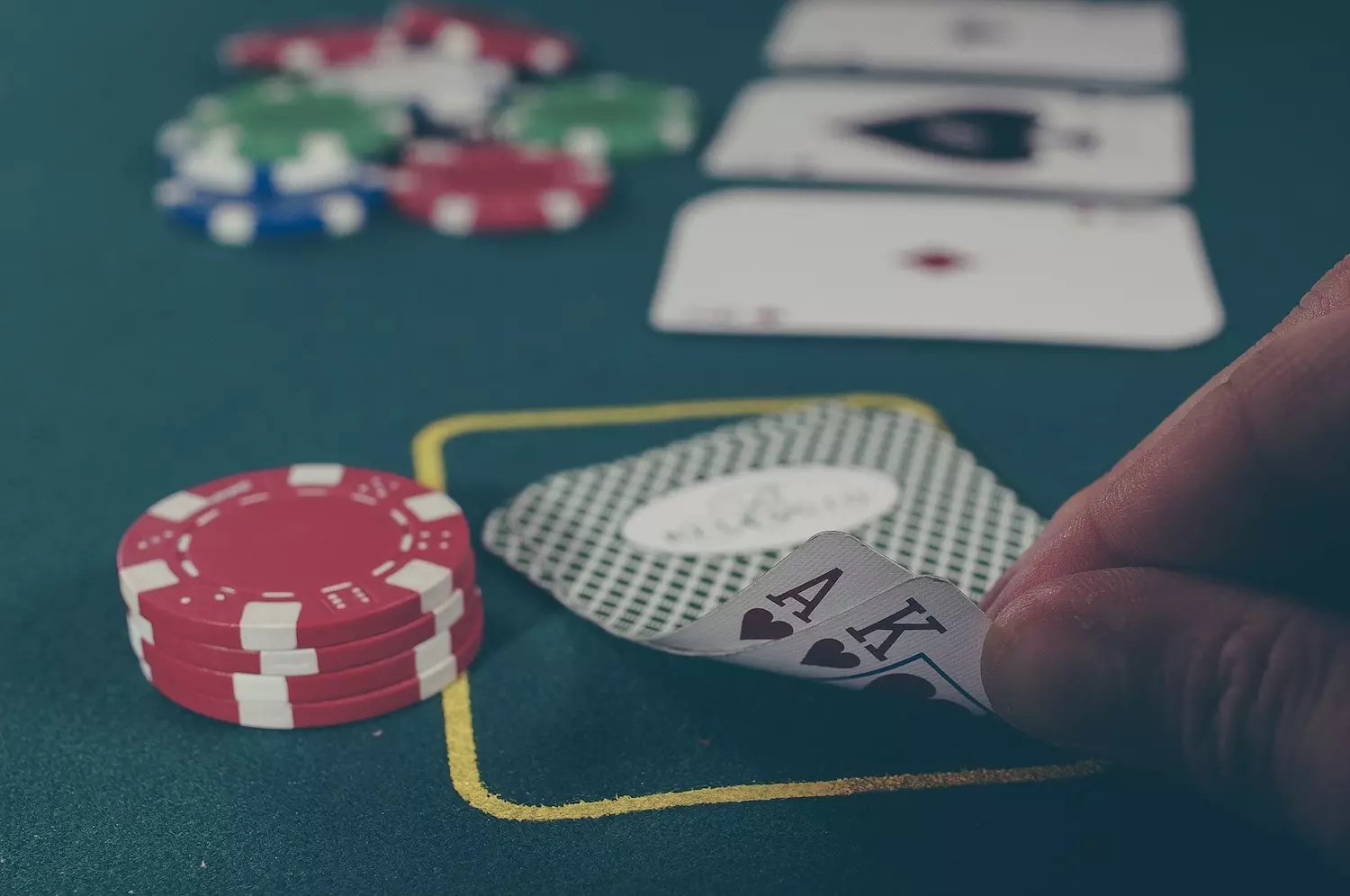 Kako uspešno osvojiti spletne igre na srečo s kartami