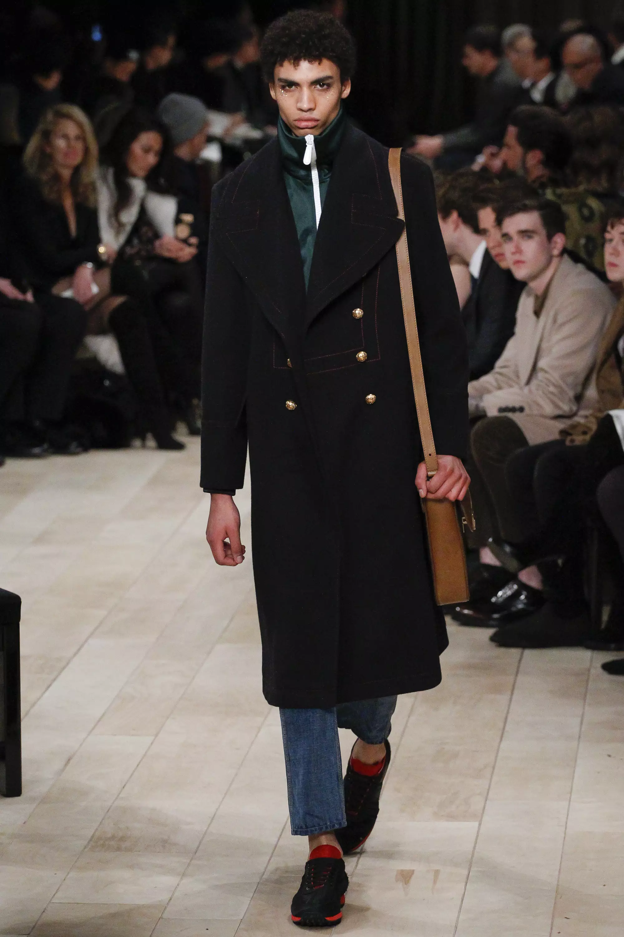 Burberry FW 2016 Λονδίνο (15)