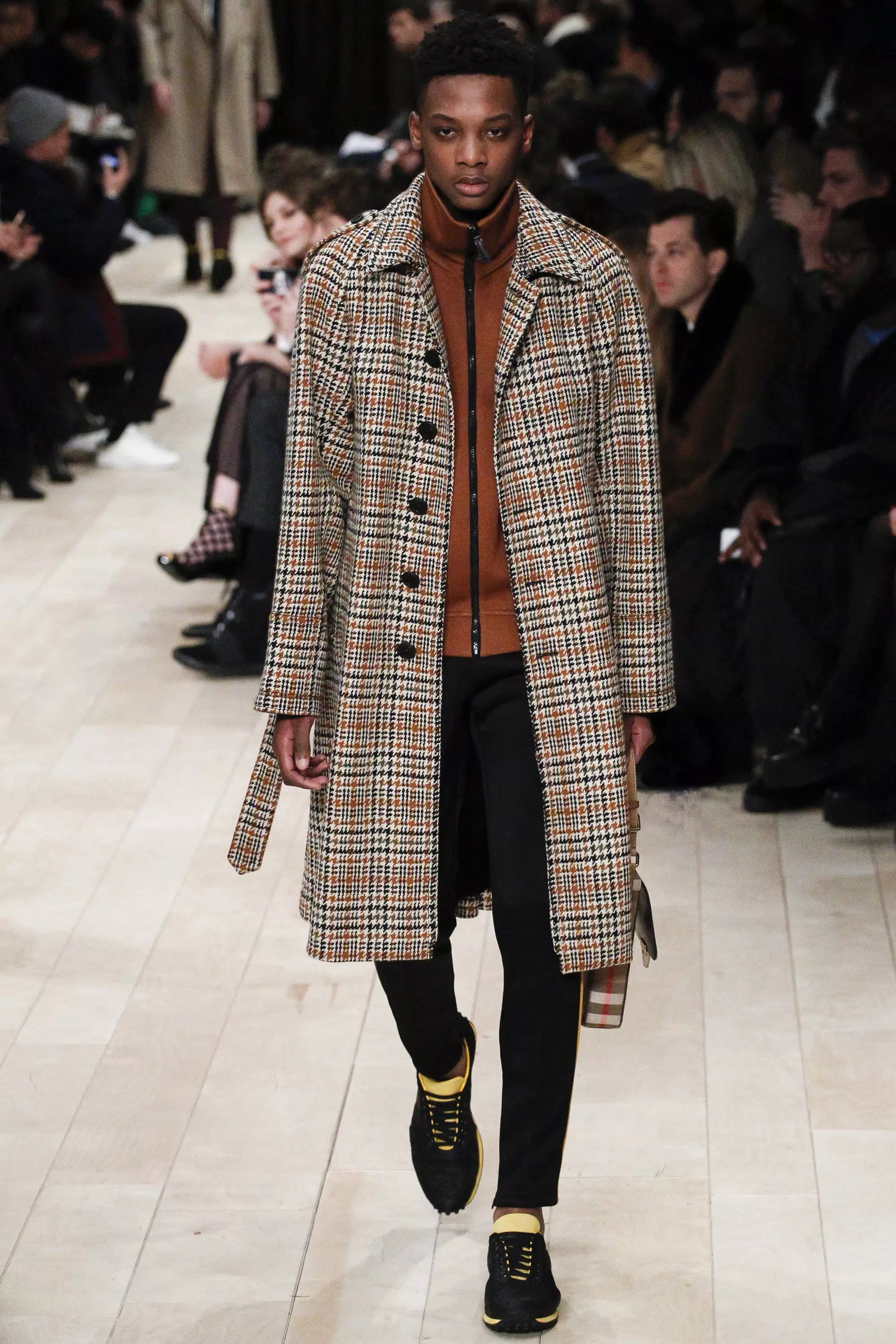 Burberry HW 2016 London (24)