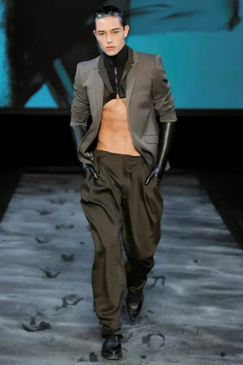 Mugler oleh Nicola Formichetti Pakaian Lelaki F/W 11.12 Show 526_19