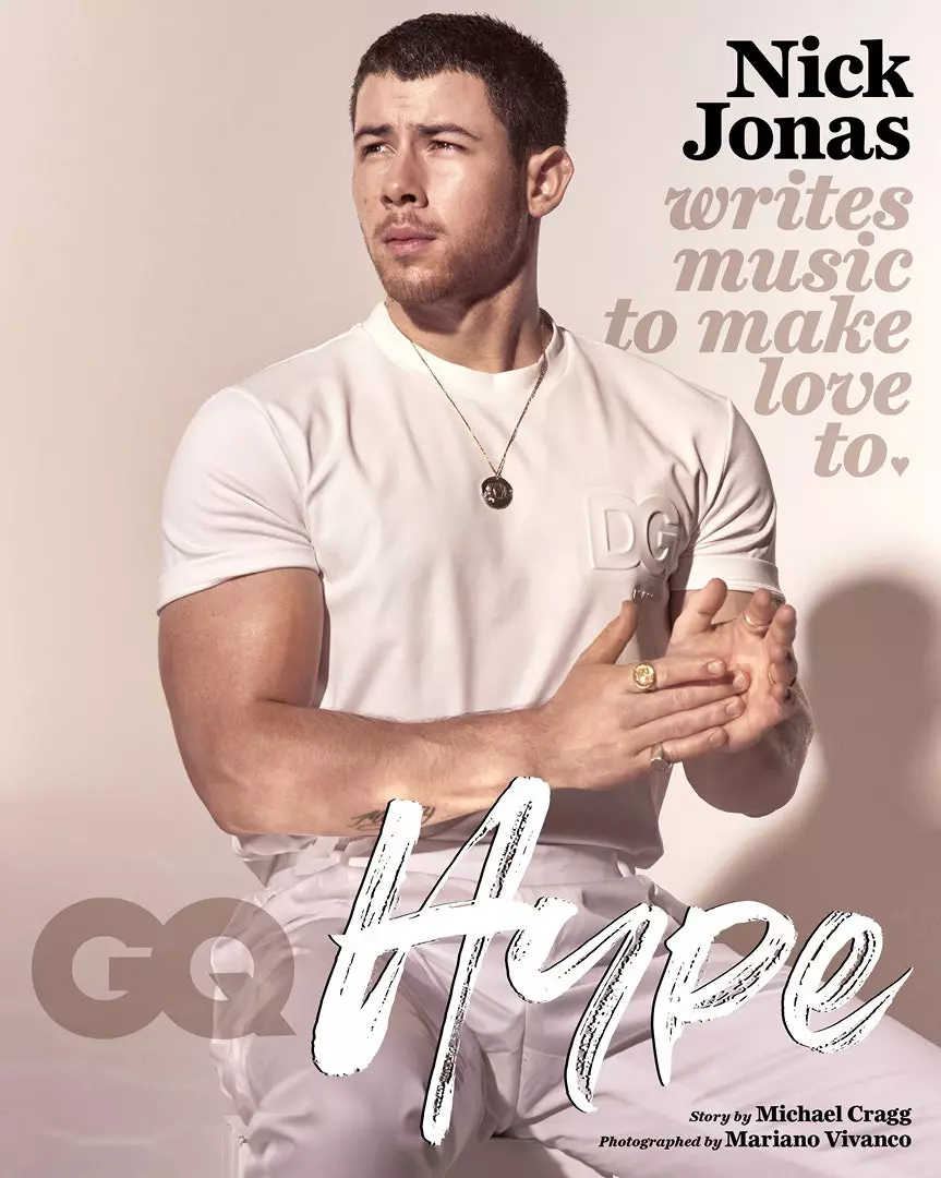 Nick Jonas ya aworan nipasẹ Mariano Vivanco fun British GQ