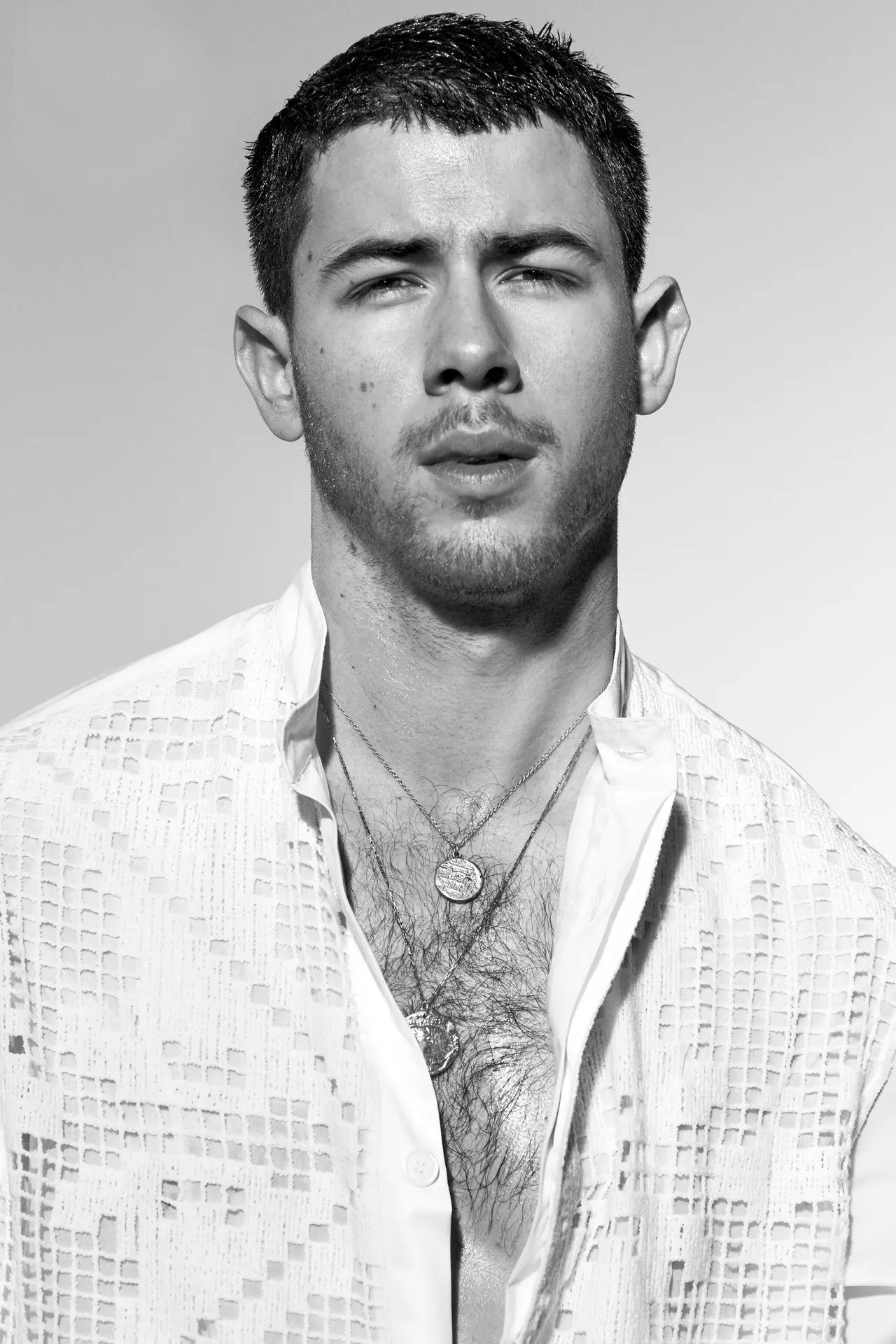 Nick Jonas wojambulidwa ndi Mariano Vivanco waku Britain GQ