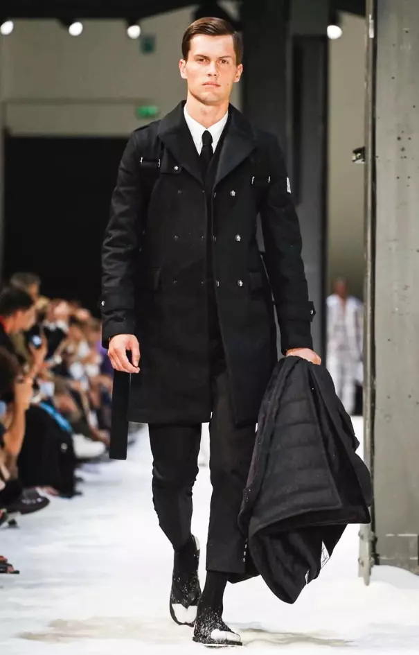 MONCLER GAMME BLEU MENSWEAR वसन्त समर 2018 MILAN1