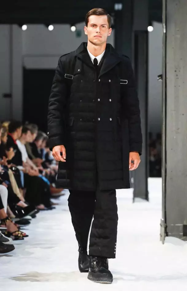 MONCLER GAMME BLEU FÉRFI RUHA, 2018. TAVASZI NYÁR MILÁN11