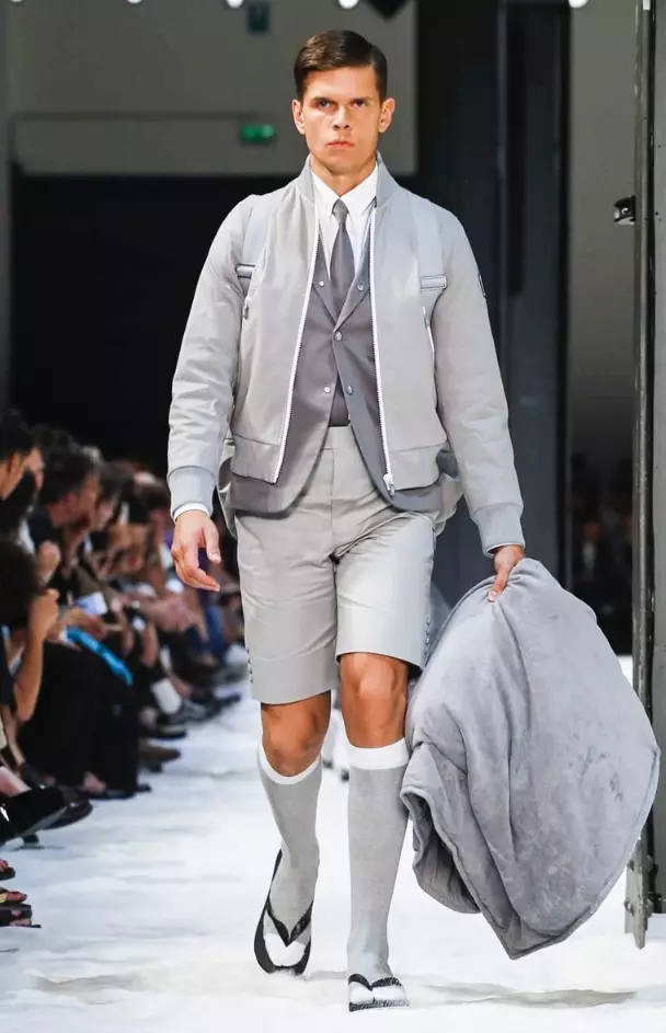 MONCLER GAMME BLEU FÉRFI RUHA, 2018. TAVASZI NYÁR MILÁN17