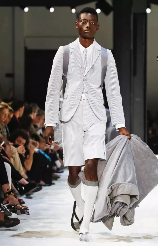 MONCLER GAMME BLEU FÉRFI RUHA, 2018. TAVASZI NYÁR MILÁN46