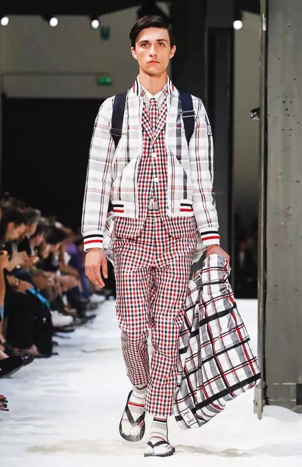 MONCLER GAMME BLEU HOMBRE PRIMAVERA ESTIU 2018 MILAN7