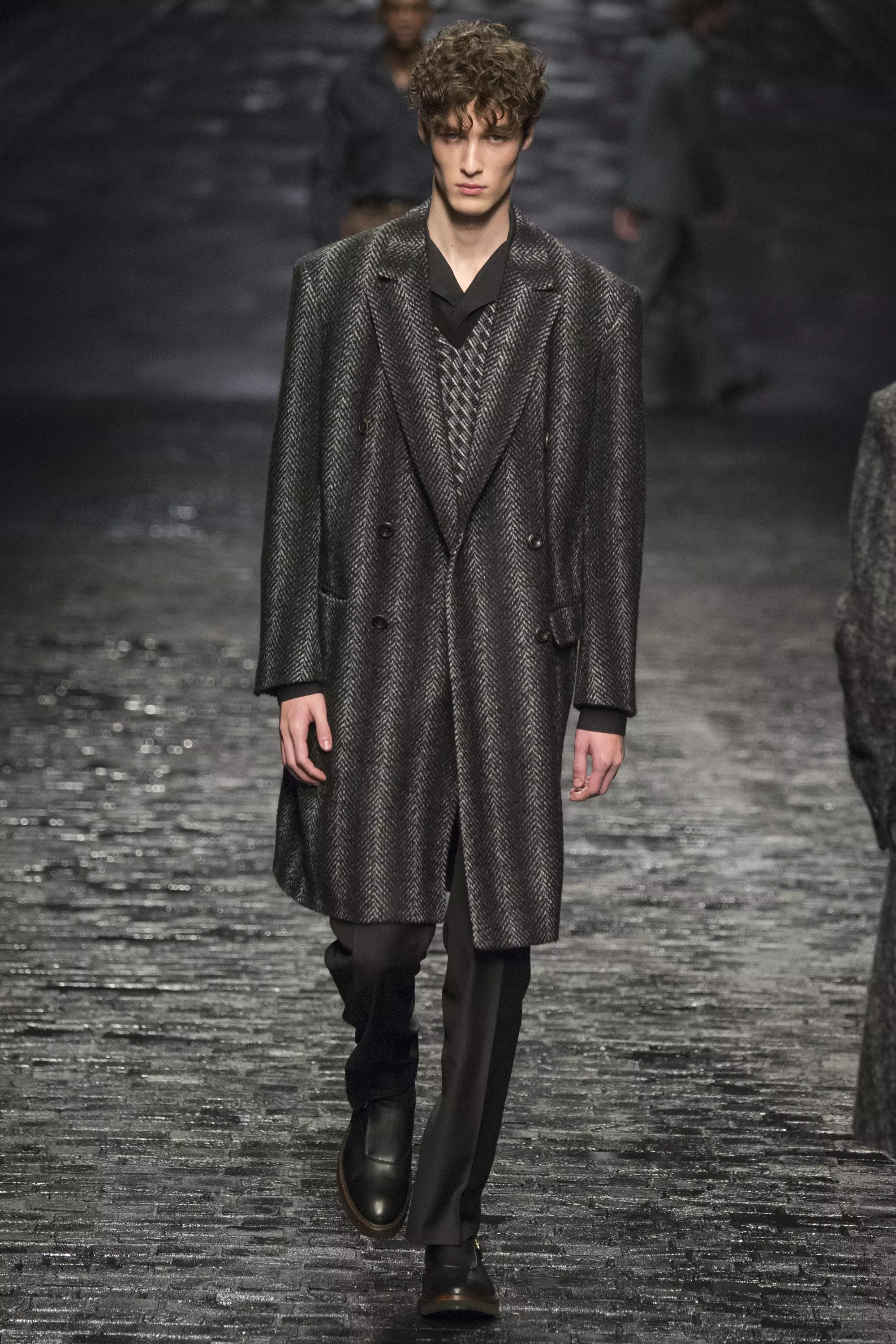 Corneliani FW 2016 ملان (18)