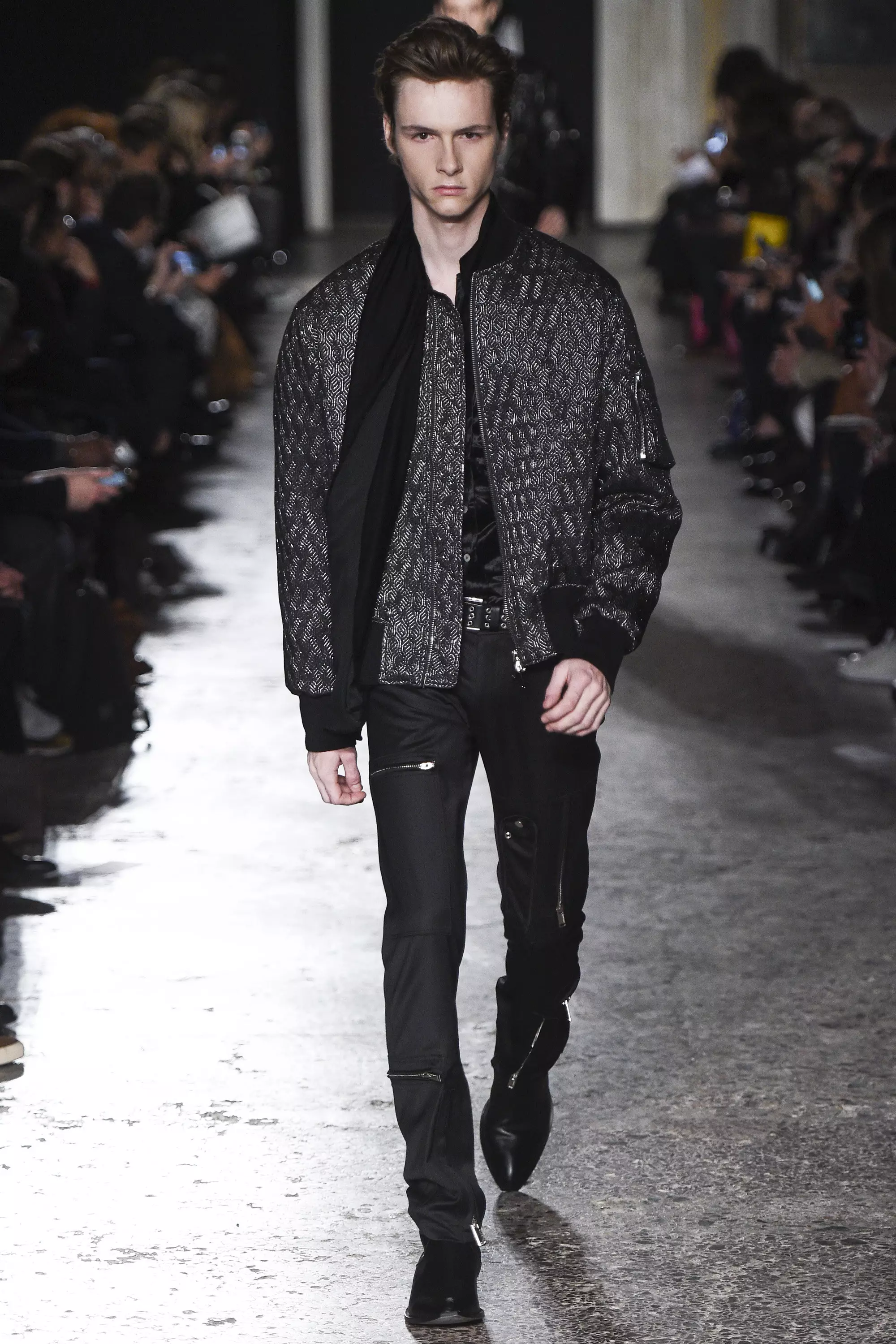 Kostum Kebangsaan FW 2016 Milan (19)