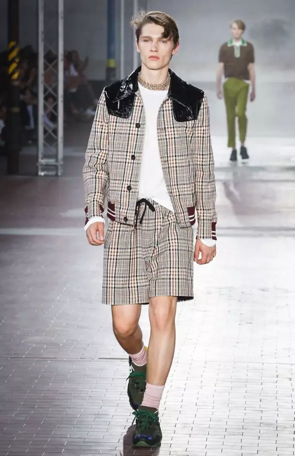 N°21 ROPA DE HOMBRE PRIMAVERA VERÁN 2018 MILAN28