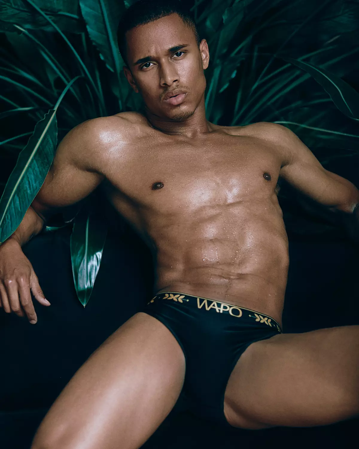 Gipresentar sa WAPO Wear ang Berlin Model Tom Amponsah sa mga kuha ni Topper Komm