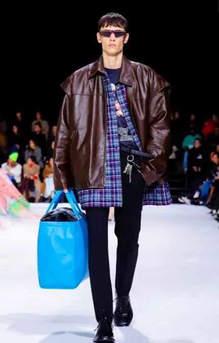 BALENCIAGA VISELÉSRE KÉSZ 2018. ŐSZI TÉL PARIS15