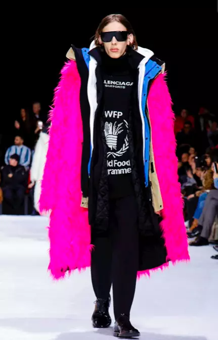 BALENCIAGA GATAVA VALKĀM RUDENS ZIEMA 2018 PARIS30