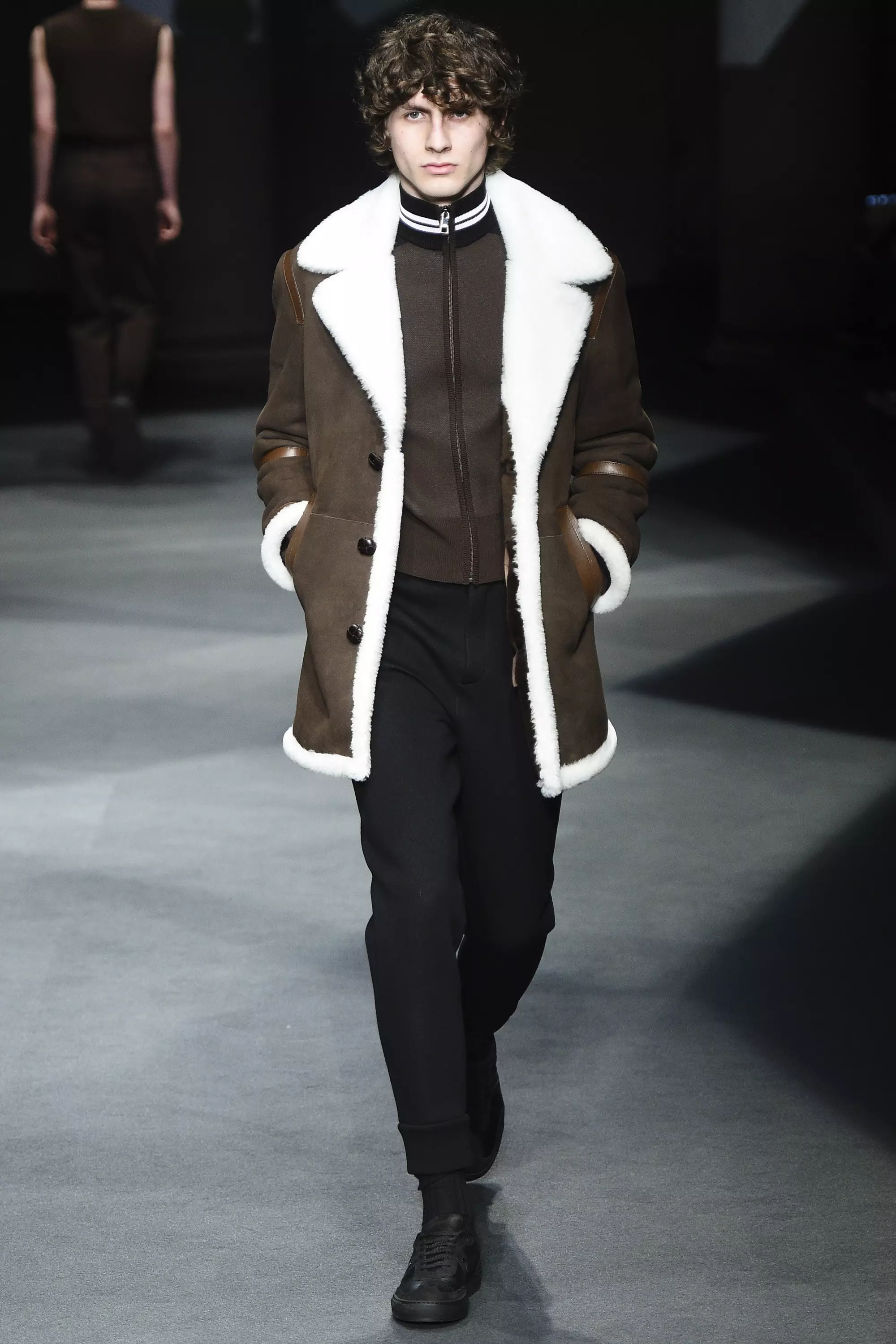 Neil Barrett FW 16 Milán (9)