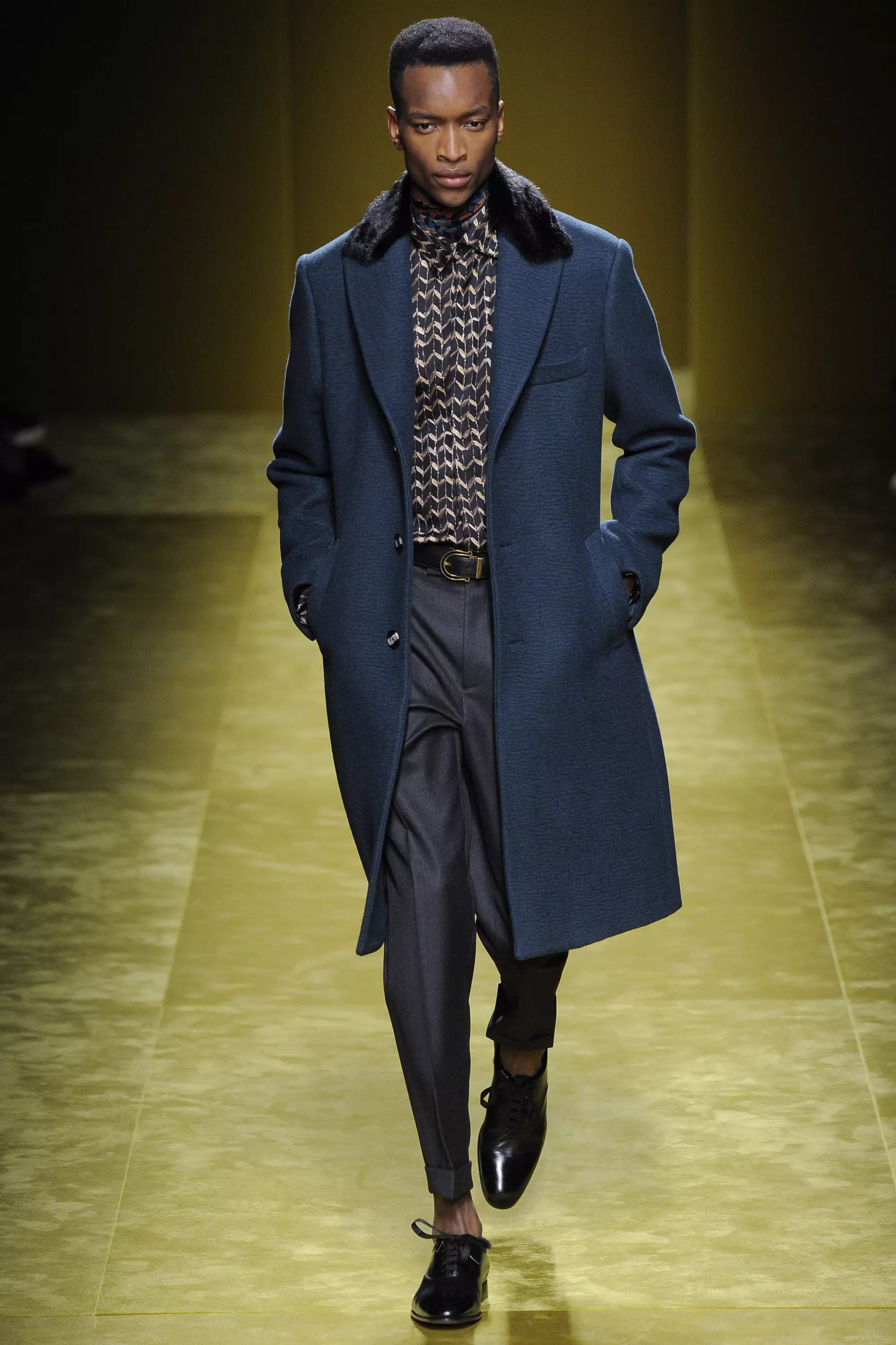 サルヴァトーレフェラガモFW16ミラノ（8）