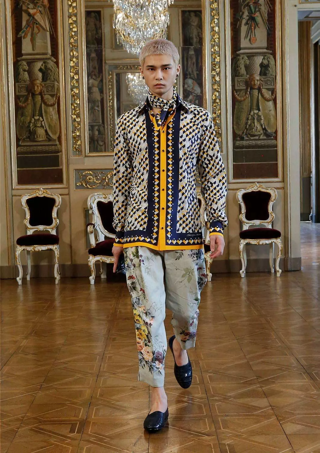 „Dolce & Gabbana Alta Sartoria“ vyriškų drabužių kolekcija, 2020 m. liepos mėn 53602_21