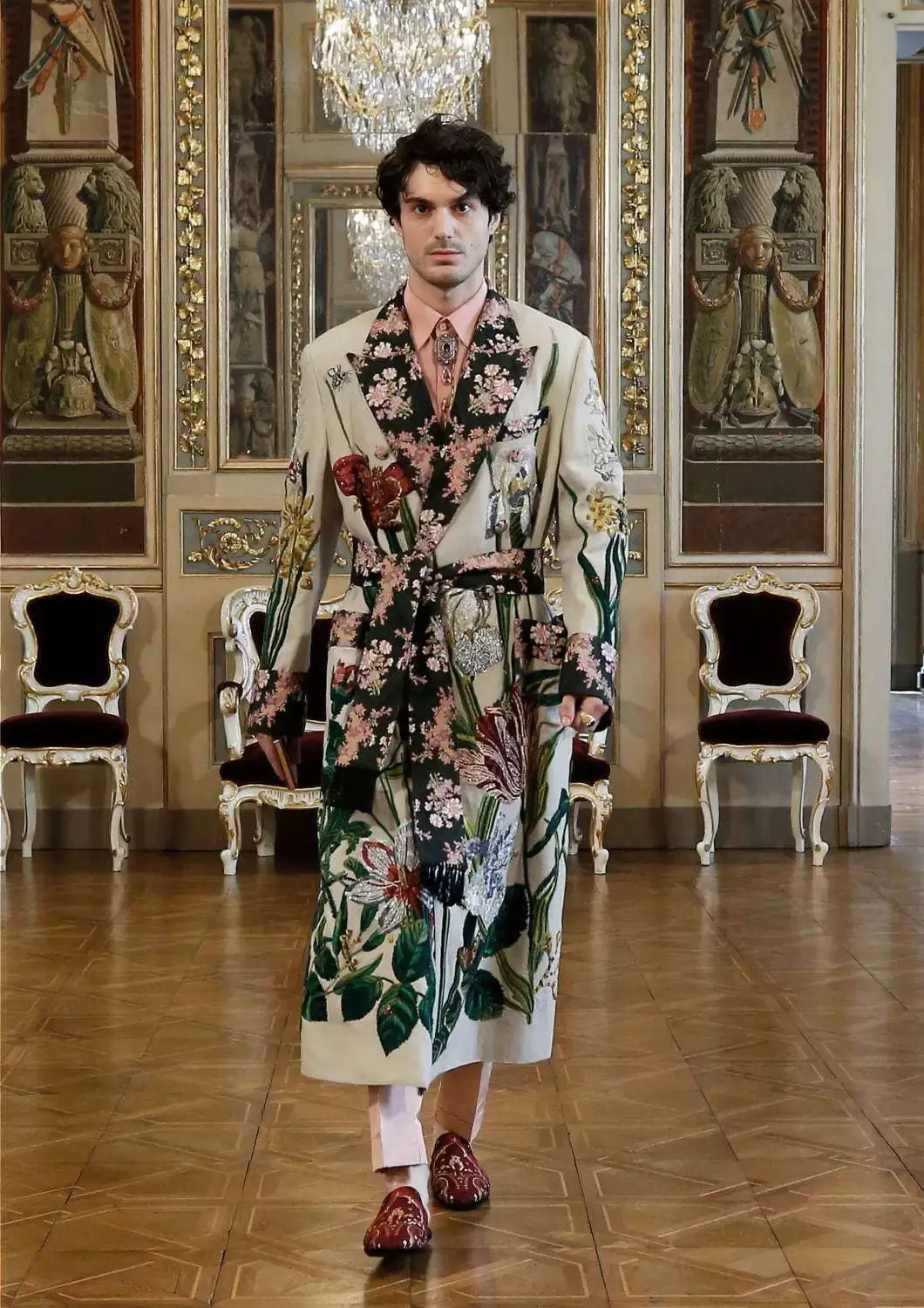 Bailiúchán Menswear Dolce & Gabbana Alta Sartoria Iúil 2020 53602_25