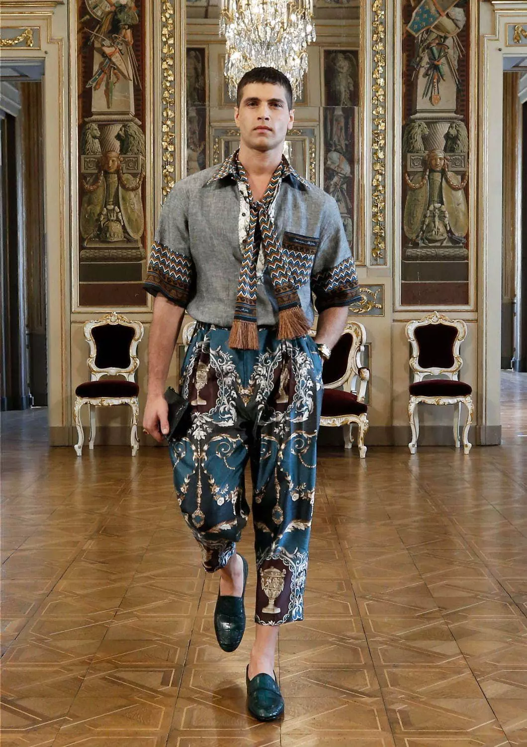 „Dolce & Gabbana Alta Sartoria“ vyriškų drabužių kolekcija, 2020 m. liepos mėn 53602_29